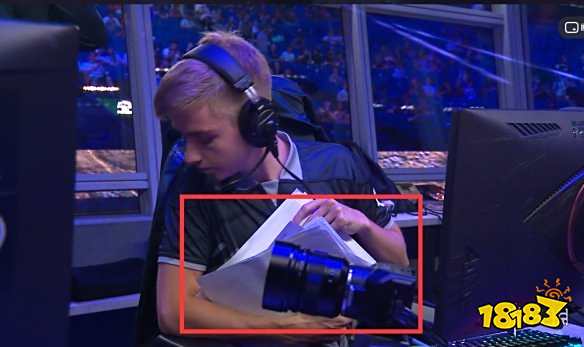 别赛场上拼 别赛场上拼