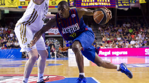 他仍会回忆 他仍会回忆