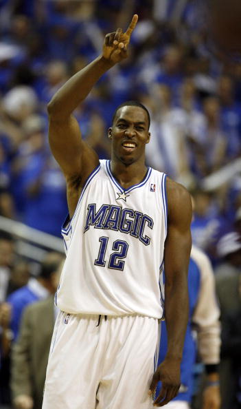 或先触身体 或先触身体